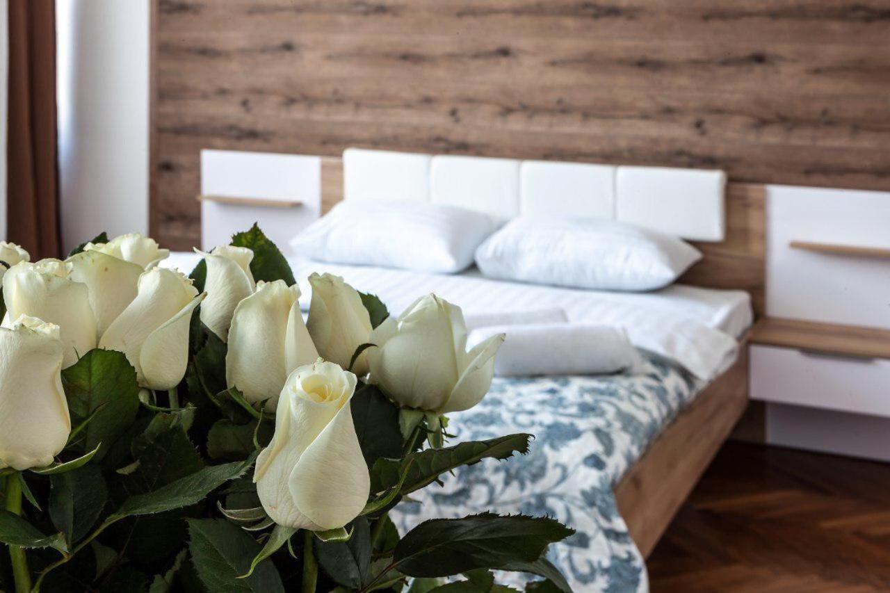 Apartament On Kulisha Street Львів Екстер'єр фото